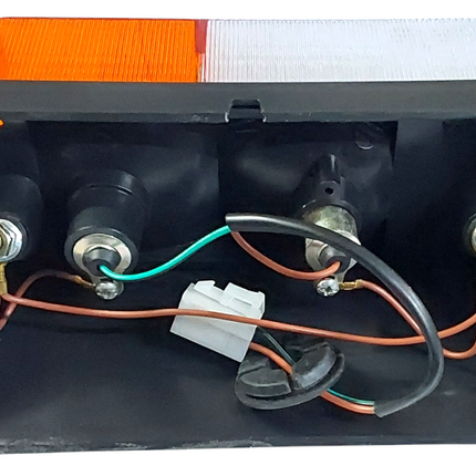 SIDE LIGHT / LAMP ASSY SWARAJ RIGHT (WITHOUT BULB) VW-008
