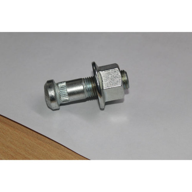 REAR WHEEL BOLT & NUT TAFE 7250 STY 1571