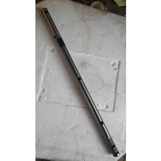 1347C00501 RAIL SHAFT SIDE GEAR CHANGER STY 2807