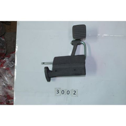 FOOT ACCELATOR ASSY MF-1035 DI RIGHT ONLY STY 3002