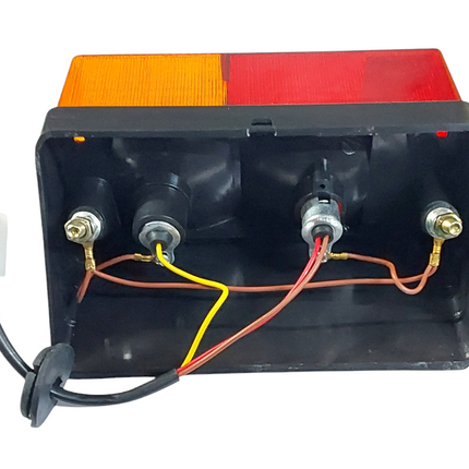 TAIL LIGHT / LAMP ASSY SWARAJ 855  LEFT (WITHOUT BULB) VW-007