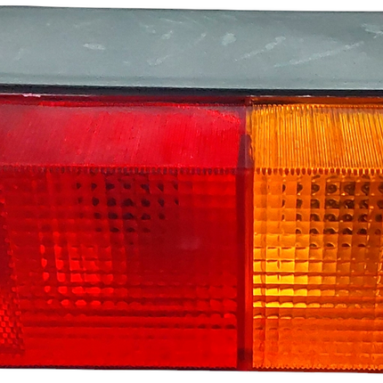 TAIL LIGHT / LAMP ASSY SWARAJ 855  RIGHT (WITHOUT BULB) VW-006